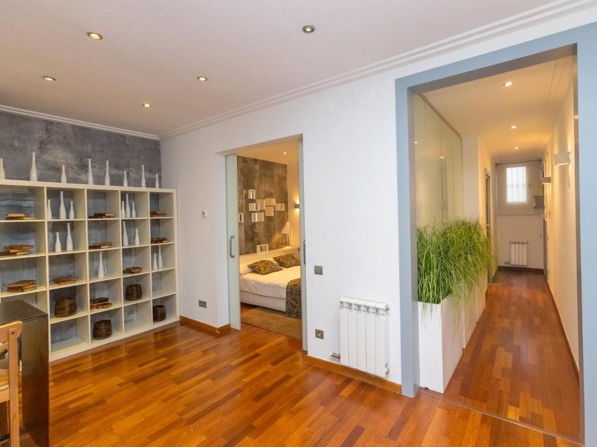 Apartment Centro- Passeig De Gracia - Casa Batllo By Interhome Barcelona Eksteriør bilde