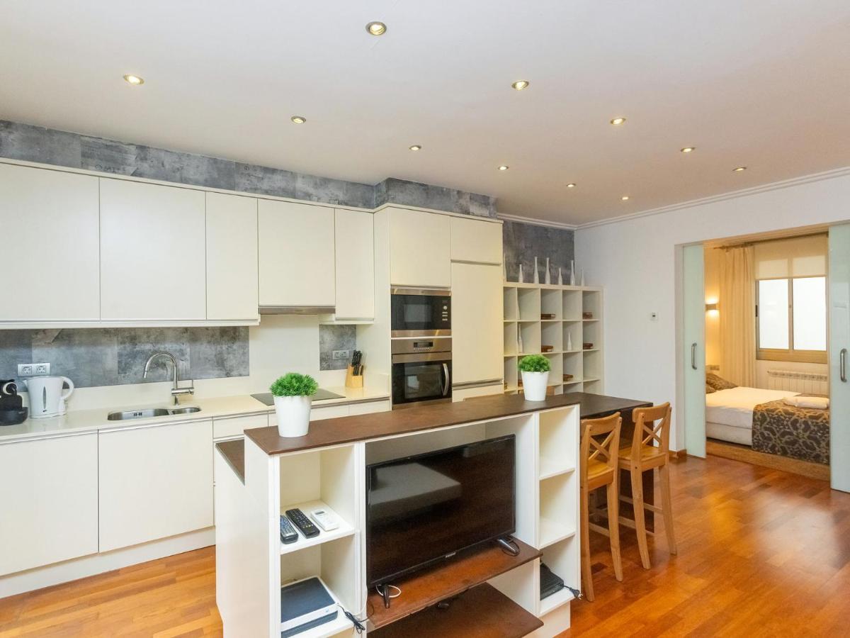 Apartment Centro- Passeig De Gracia - Casa Batllo By Interhome Barcelona Eksteriør bilde